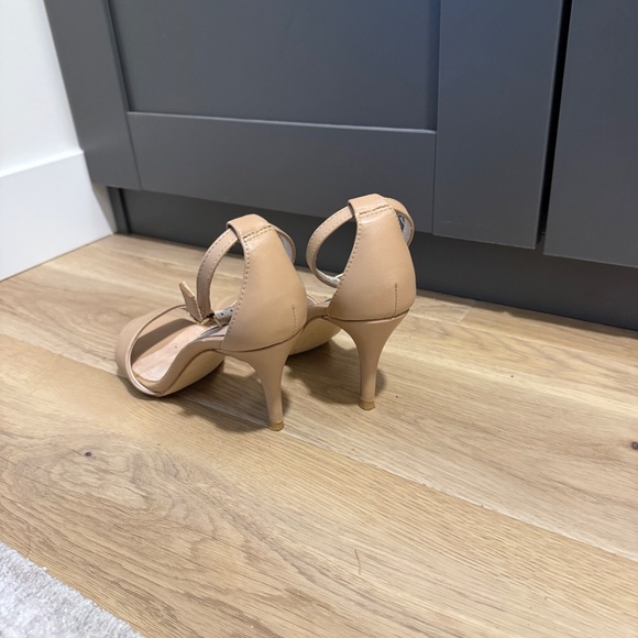 STEVE MADDEN Strapped Leather Sandal Heels - Picture 3 of 4